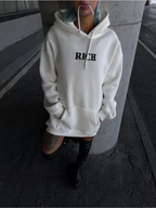 Uzun Kol Kapşonlu Göğüs Baskılı SweatShirt Beyaz