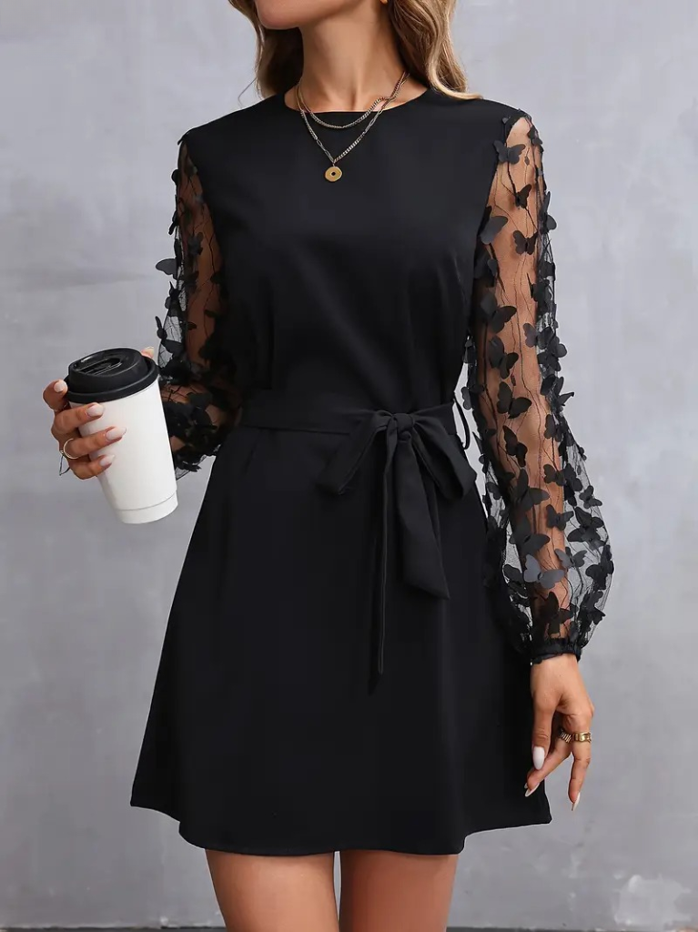 Kadın uzun kollu bisiklet yaka kollar tül kelebek detaylı ithal krep elbise